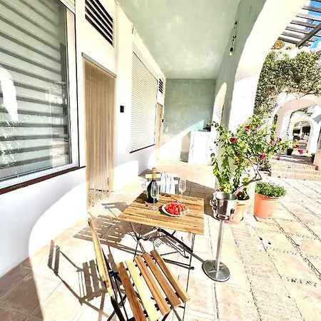 Estudio Jacaranda Marina Apartment *