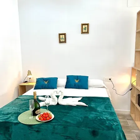 Estudio Jacaranda Marina Apartment