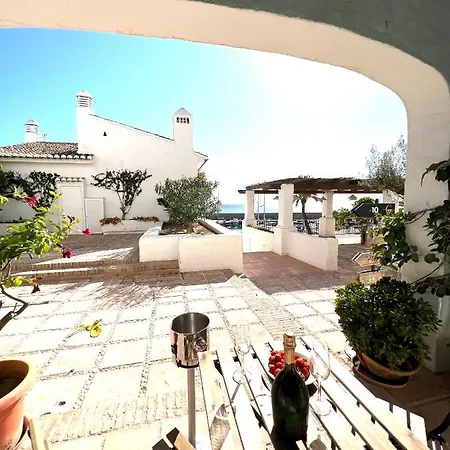 Estudio Jacaranda Marina Apartment *